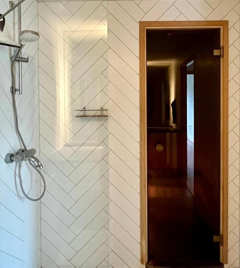 Fabulous Location Apartments Таллин Экстерьер фото